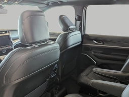 Jeep Grand Cherokee L Limited 4x4 2026