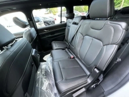 Jeep Grand Cherokee L Limited 4x4 2026