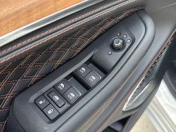 Jeep Grand Cherokee L Summit 4x4 2026