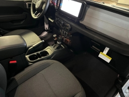 Jeep Wrangler Willys 4 Door 4x4 2026