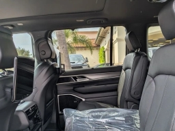 Jeep Grand Wagoneer L Limited Reserve 4x4 2026