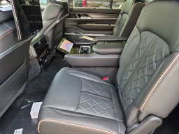 Jeep Grand Wagoneer L Summit Reserve 4x4 2026