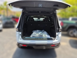Jeep Grand Wagoneer L Summit Reserve 4x4 2026