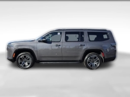 Jeep Grand Wagoneer 4x2 2026