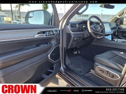 Jeep Grand Wagoneer 4x2 2026