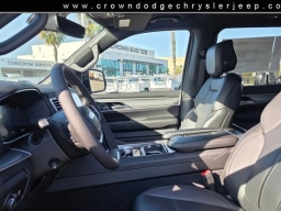 Jeep Grand Wagoneer 4x2 2026