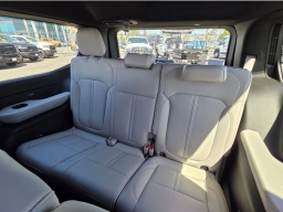 Jeep Grand Wagoneer Base 4x2 2026
