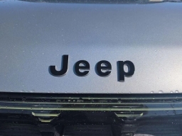 Jeep Grand Wagoneer Upland 4x4 2026
