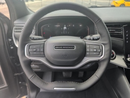Jeep Grand Wagoneer 4x4 2026