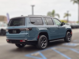 Jeep Grand Wagoneer Upland 4x4 2026