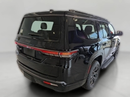 Jeep Grand Wagoneer Upland 4x4 2026
