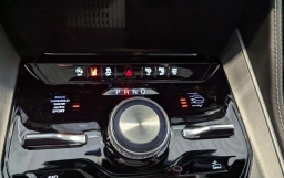 Jeep Grand Wagoneer Upland 4x4 2026