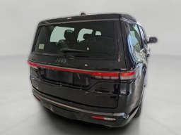 Jeep Grand Wagoneer Upland 4x4 2026