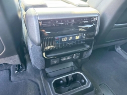 Jeep Grand Wagoneer 4x4 2026