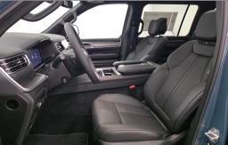 Jeep Grand Wagoneer Upland 4x4 2026