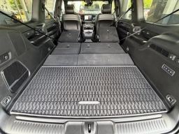 Jeep Grand Wagoneer Upland 4x4 2026