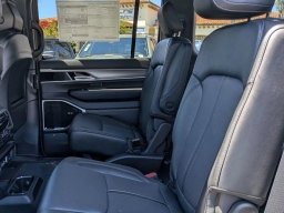 Jeep Grand Wagoneer Limited Altitude 4x4 2026