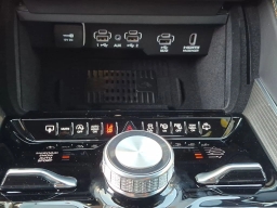 Jeep Grand Wagoneer Summit Reserve 4x4 2026