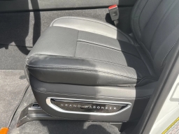 Jeep Grand Wagoneer Summit Obsidian 4x4 2026