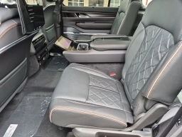 Jeep Grand Wagoneer Summit Reserve 4x4 2026