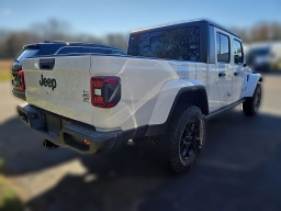 Jeep Gladiator Willys 4x4 2026