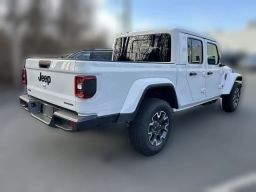 Jeep Gladiator Sahara 4x4 2026