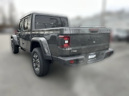 Jeep Gladiator Sahara 4x4 2026