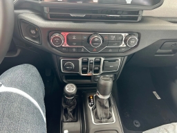Jeep Gladiator Sport S 4x4 2026