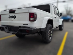Jeep Gladiator Sahara 4x4 2026