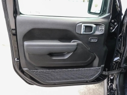 Jeep Gladiator Willys 4x4 2026