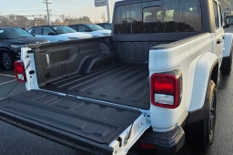 Jeep Gladiator Sport S 4x4 2026