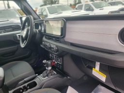 Jeep Gladiator Willys 4x4 2026