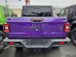 Jeep Gladiator Willys 4x4 2026