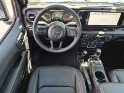 Jeep Gladiator Sahara 4x4 2026