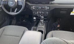 Jeep Gladiator Sport 4x4 2026