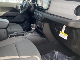 Jeep Gladiator Sport 4x4 2026