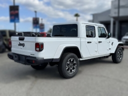 Jeep Gladiator Sahara 4x4 2026