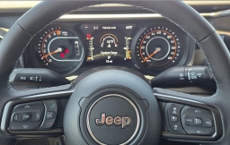 Jeep Gladiator Sahara 4x4 2026