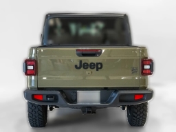 Jeep Gladiator Willys 4x4 2026