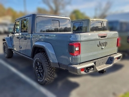 Jeep Gladiator Willys 4x4 2026