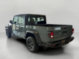 Jeep Gladiator Sport 4x4 2026