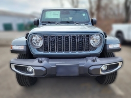 Jeep Gladiator Sahara 4x4 2026
