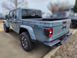 Jeep Gladiator Sahara 4x4 2026