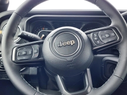 Jeep Gladiator Sahara 4x4 2026