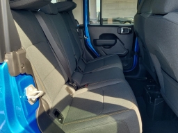 Jeep Gladiator Willys 4x4 2026