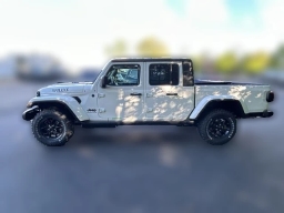 Jeep Gladiator Willys 4x4 2026
