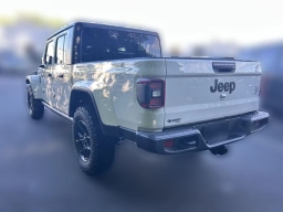 Jeep Gladiator Willys 4x4 2026