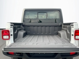 Jeep Gladiator Sport 4x4 2026