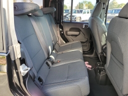 Jeep Gladiator Sport S 4x4 2026