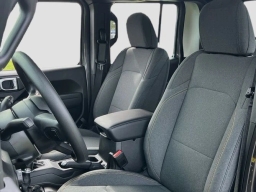 Jeep Gladiator Sport 4x4 2026